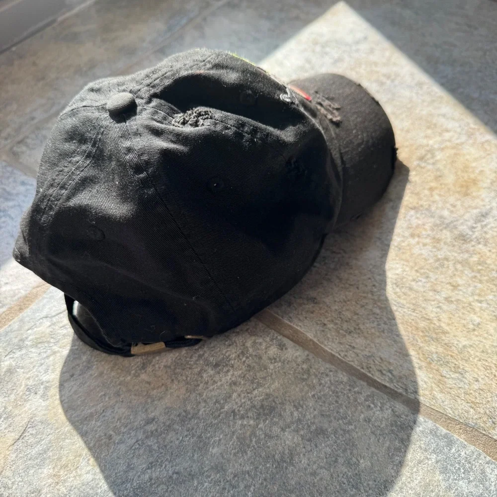 Vintage Marvin the Martian Dad Hat – KBETHOS Distressed‎ Black Looney Tunes Cap